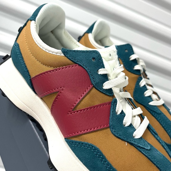 NEW BALANCE 327 Casual Women's Sneakers Shoes Teal Brown Red various sizes - Picture 5 of 11